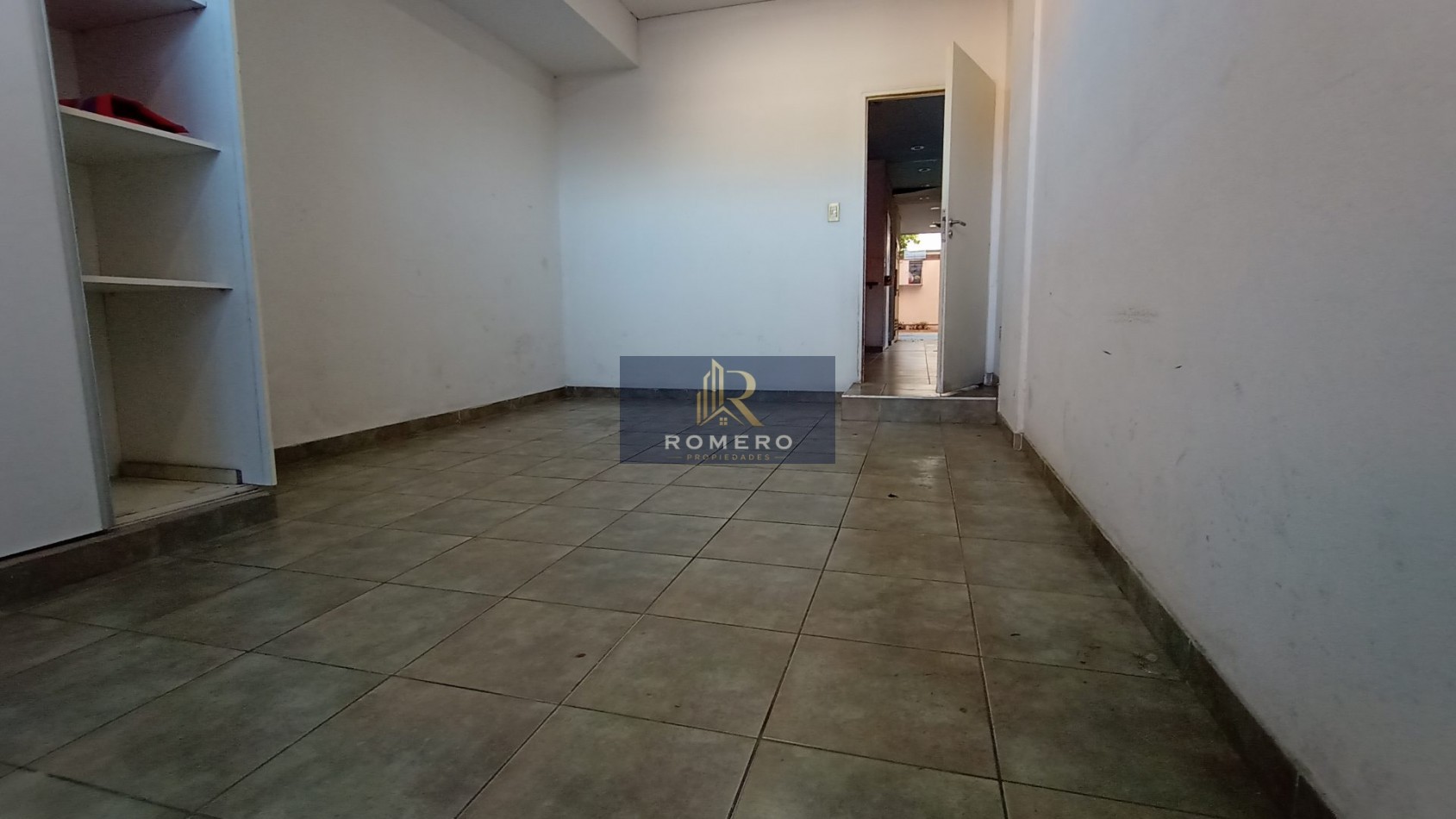 VENTA DEPARTAMENTO CON COCHERA SARANDI