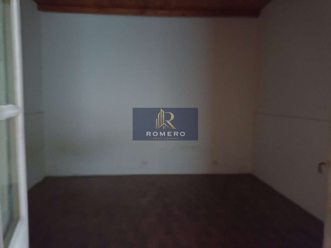 VENTA 2 CASAS SOBRE LOTE PROPIO AVELLANEDA